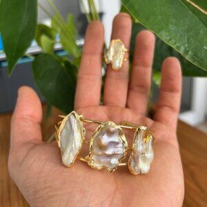 White Keshi Pearl Pearl Gold Plated Cuff Bracelet And Ring Set